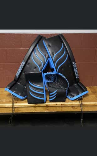 Black Used 33" Regular Passau Pro Stock Goalie Full Set