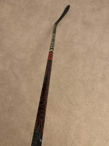 New Bauer Right Handed Supreme ADV Stick Dressed as 2S pro