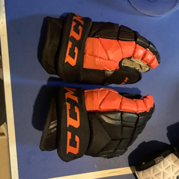 USED USHL Omaha Lancers CCM HGP14 14" Gloves