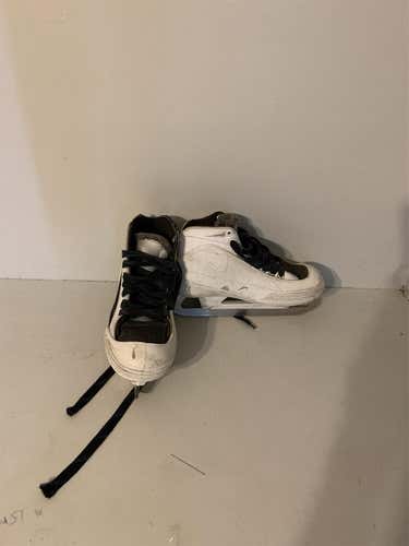 Used Koho 260 Size 5 Hockey Goalie Skates