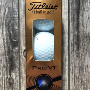 NEW White New Titleist Pro V1 3 Pack Golf Balls