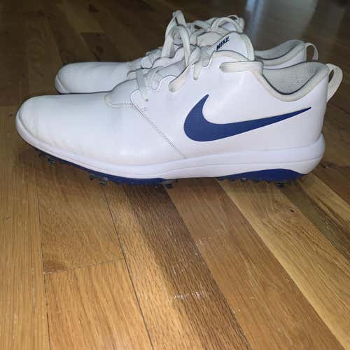 White Men's 11.5 (Women's 12.5) Nike Golf Shoes