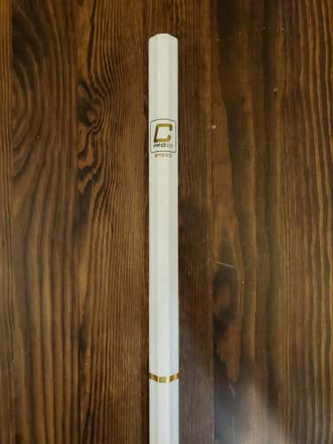 Like new ECD Lacrosse Carbon Pro 2.0 Shaft speed white