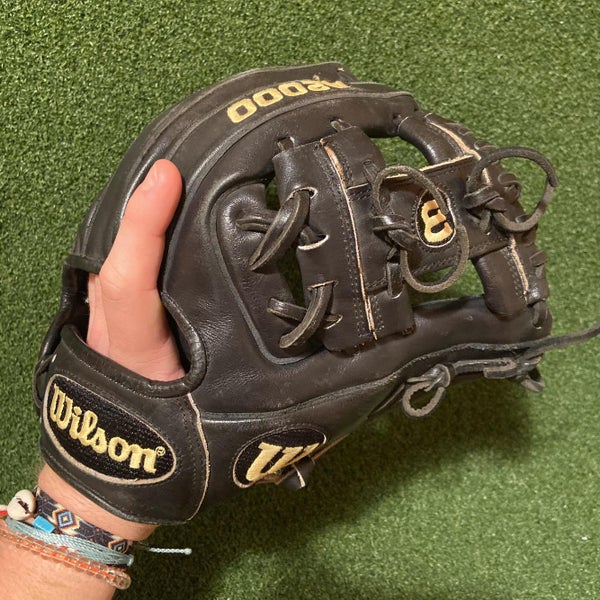 Wilson A2000 11.25" Baseball Glove