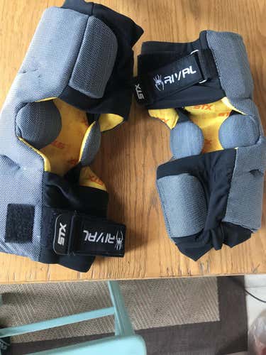 Used Medium/Large STX Arm Pads