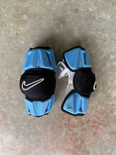 Used Large Nike Vapor Arm Pads