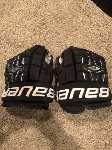 Used Bauer Gloves 13"