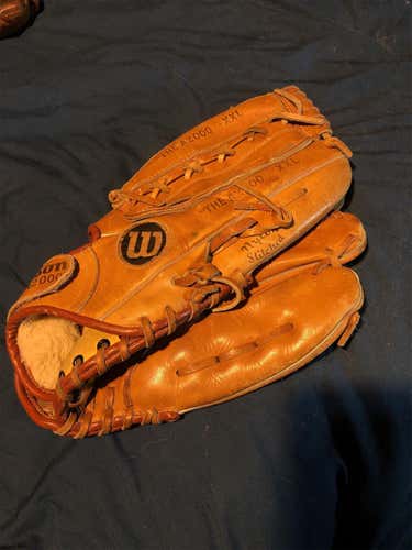 Vintage Wilson The A2000 XXL  Baseball Softball RHT Glove