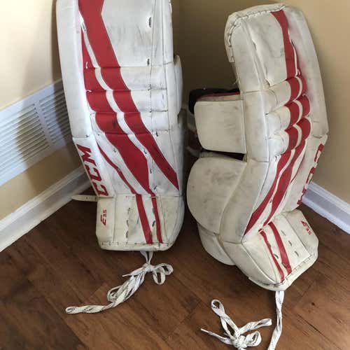 White Used 26" CCM Extreme Flex E3.5  Goalie Leg Pads