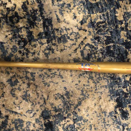 Used  Wood MLB Prime Maple (-3) 29 oz 32" Bat