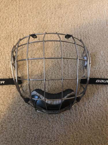 Used Senior Medium Bauer IMS 11.0 Full Cage