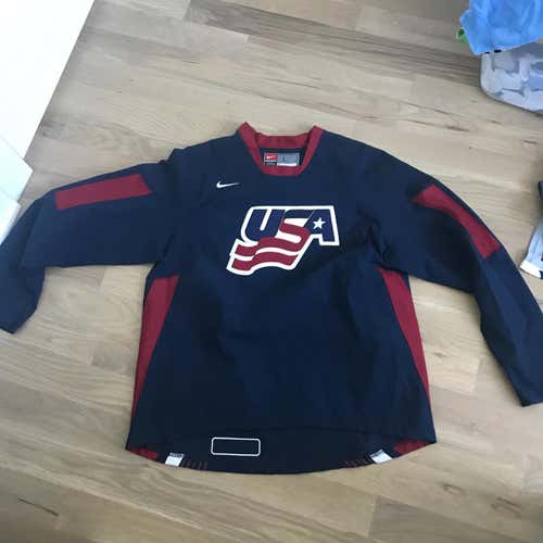 Large Nike Jersey (will Ship Tomorrow!/Tuesday)