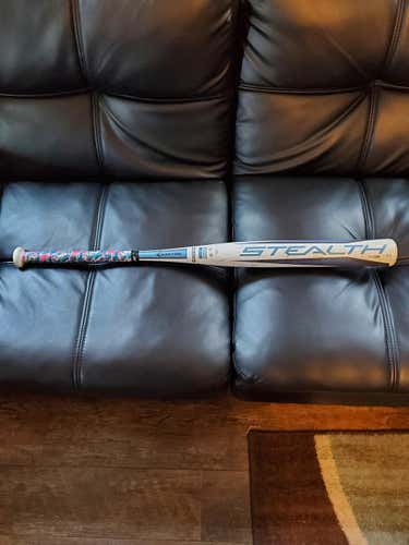 White Used Easton Composite Stealth Bat (-11) 21 oz 32"