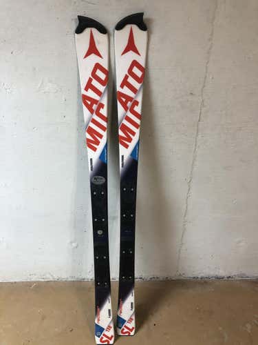 Used Kid's 2017 Atomic Racing Race SL Skis Without Bindings