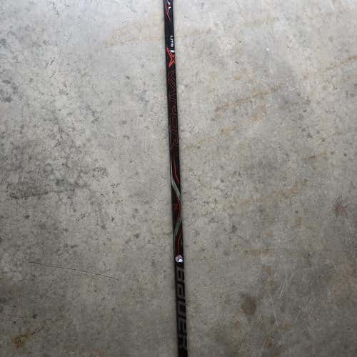 New Right Handed Vapor 1X Lite Pro Stock Hockey Stick