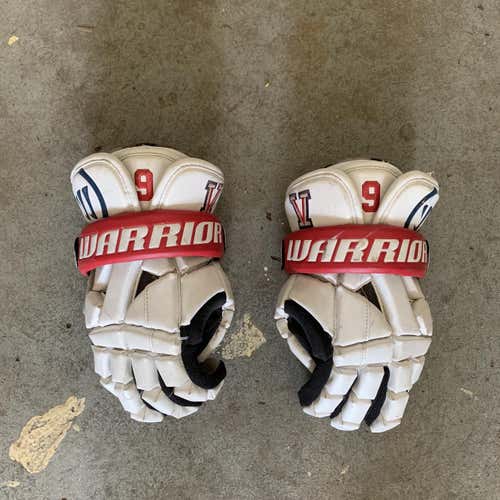 White Used Warrior Riot  Lacrosse Gloves