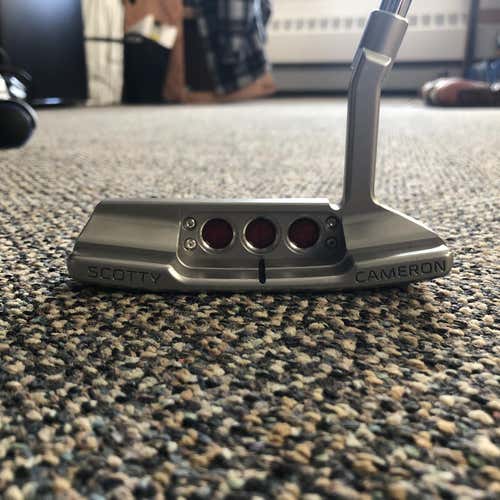 Used Left Handed Select Newport 2 34" Putter