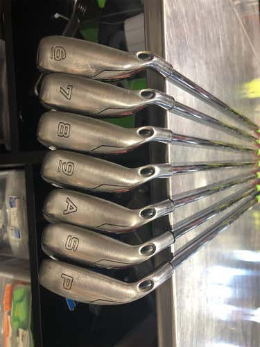 Used Callaway Diablo Edge 6i-sw Steel Uniflex Golf Iron Set (9 Clubs)