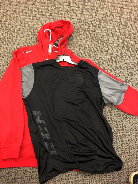 Ccm XXL Team Red Hoodie And Black/Gray T-shirt Bundle