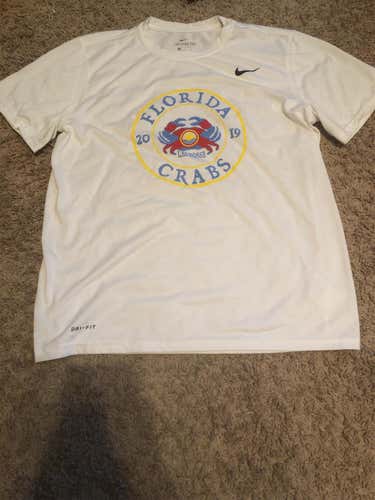 White Men's Large Nike Shirt