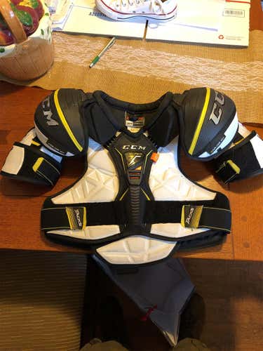Used Small CCM Supertacks Shoulder Pads