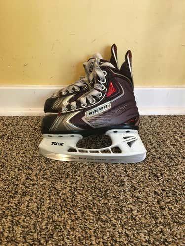 Used Bauer Vapor X60 D&R (Regular)  Size 11 Hockey Skates