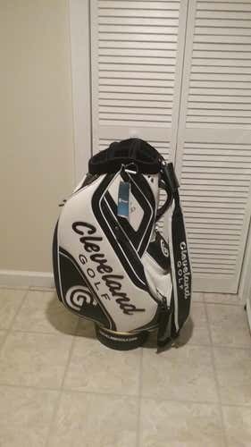 New Men's Cleveland Tour Staff Bag (White / Blue)