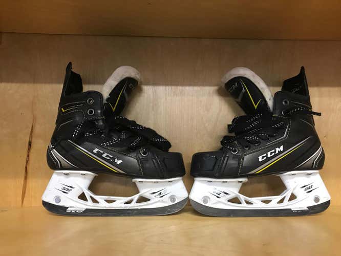CCM Tacks Classic Pro Hockey Skates ( size 1.5, D width )