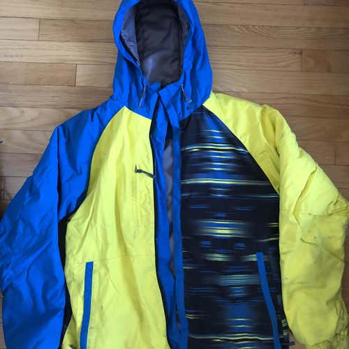 Blue Boys Youth XL Jacket Fits Like A Men’s Small