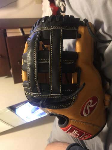 Used Infield 200 Series 12" Baseball Glove