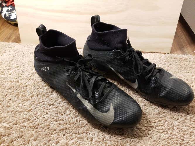 Nike Men's 9.5 Vapor Untouchable 3 Pro Football Cleats Black Carbon Fiber