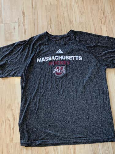 UMass Hockey Adult Large Adidas Dry Fit Shirt