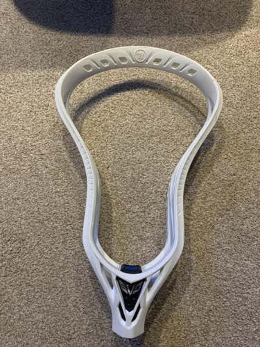 Used for one practice Attack & Midfield Warrior Evo 5 Head