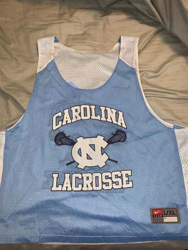 “North Carolina” Large Nike Pinnie