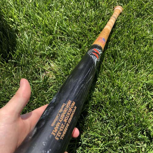 Used M-powered Baseball Wood bat(-3) 30 oz 33" Bat