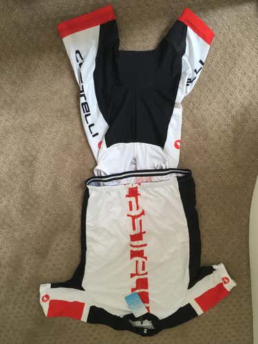 New Adult Men's Extra Large Cycling Jersey and bib shorts
