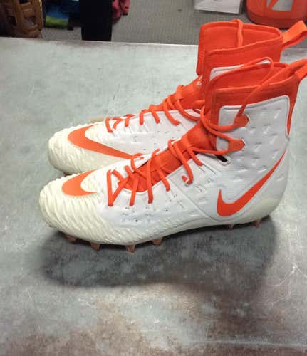 Nike Molded Men's Cleats Size 15