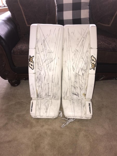 White Used 32" Brian's GNETiK 8.0 Goalie Leg Pads