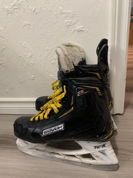 Used Bauer Supreme 2S Pro D&R (Regular) Size 10 Hockey Skates