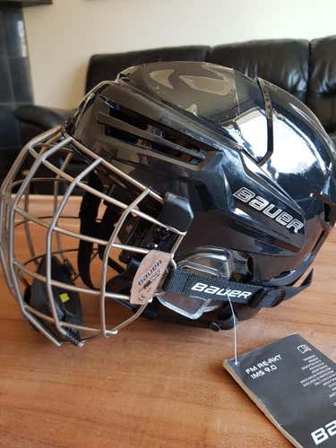 New Bauer Re-Akt Helmet Combo Small Black
