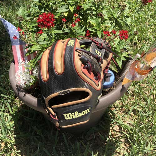 Red Used Infield A2K Datdude 11.5" Baseball Glove (STILL VERY STIFF)