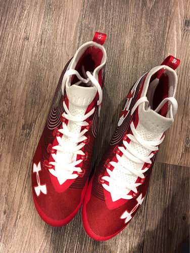 Red Men's Molded Cleats Low Cut