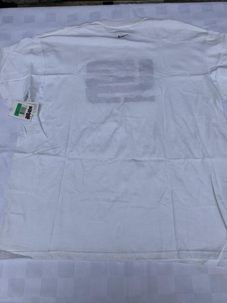 New Adult Men's XL Nike LeBron James White color T-Shirt with