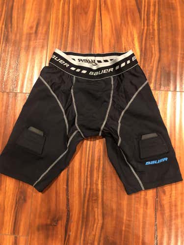 Bauer Short Cup Shorts