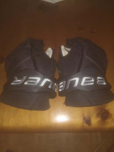 Used Bauer Vapor LE Gloves 14"