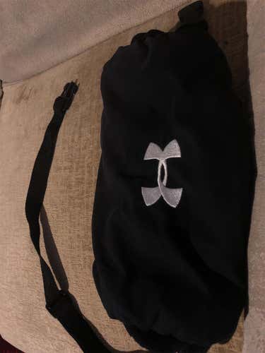 Under Armour Undeniable  Handwarmer