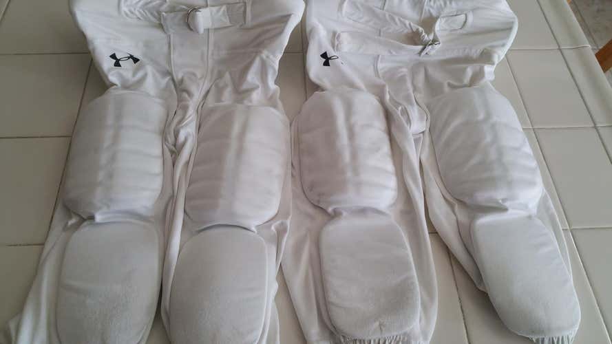 White Used Youth Unisex Large Under Armour Pants