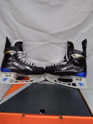 Senior New Bauer Hockey Skates D&R (Regular) Size 6