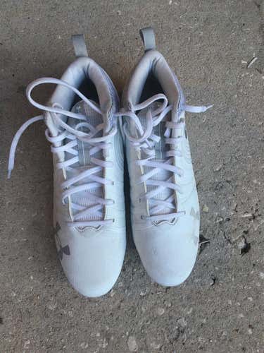 White Men's Molded Cleats Low Cut