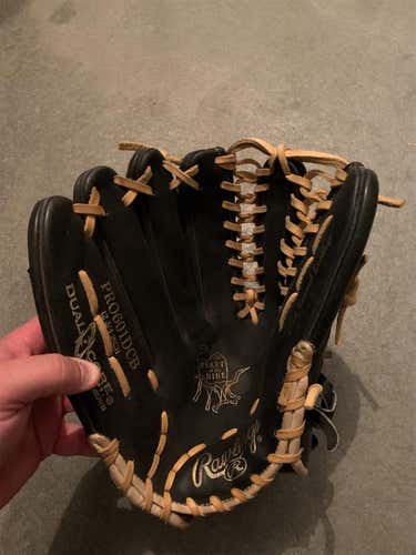 Black Used Outfield Heart of the Hide 12.75" Baseball Glove